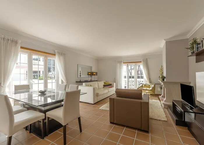 Casa Da Amoreira (Leiria)